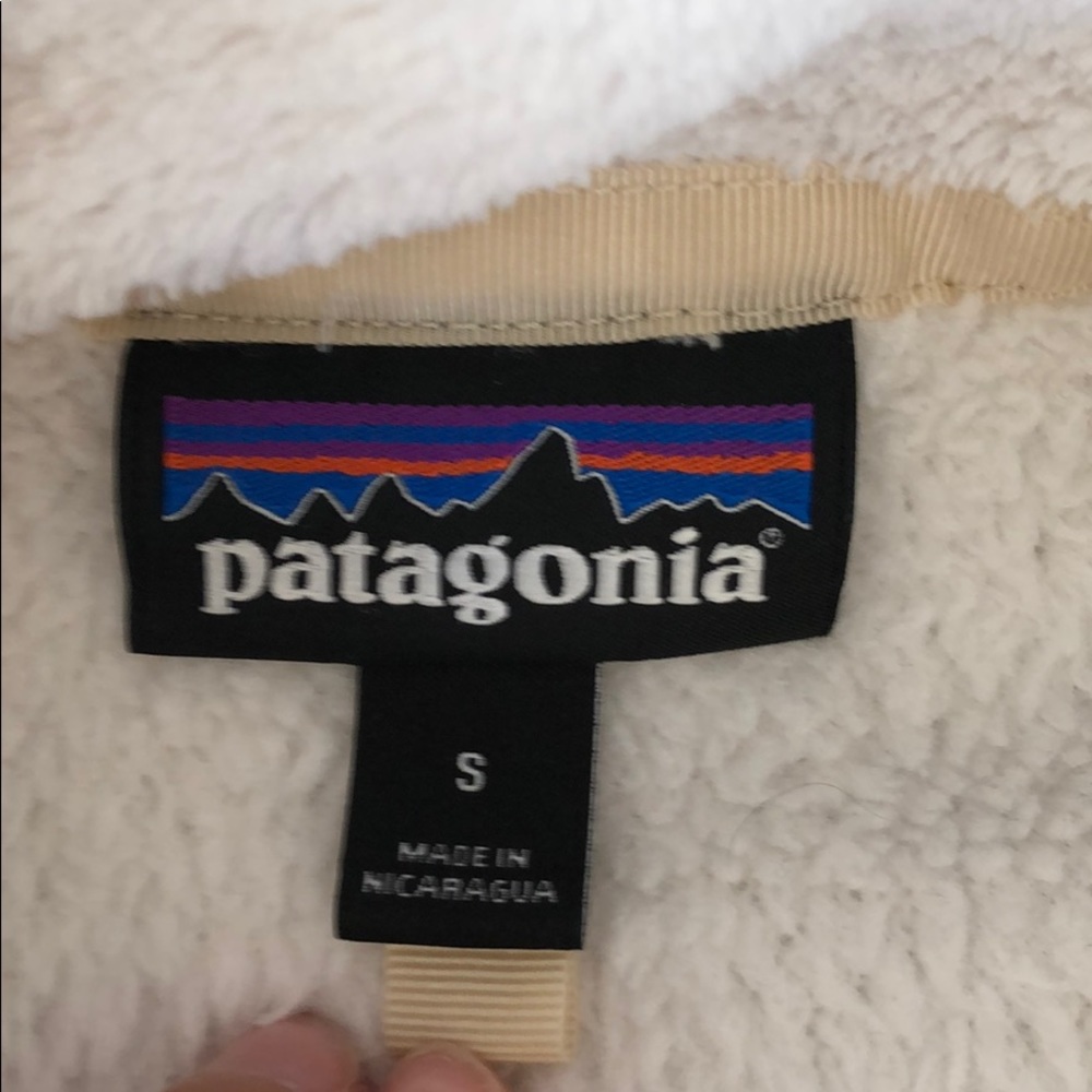 Patagonia Sweatshirt - Picture 2 of 3